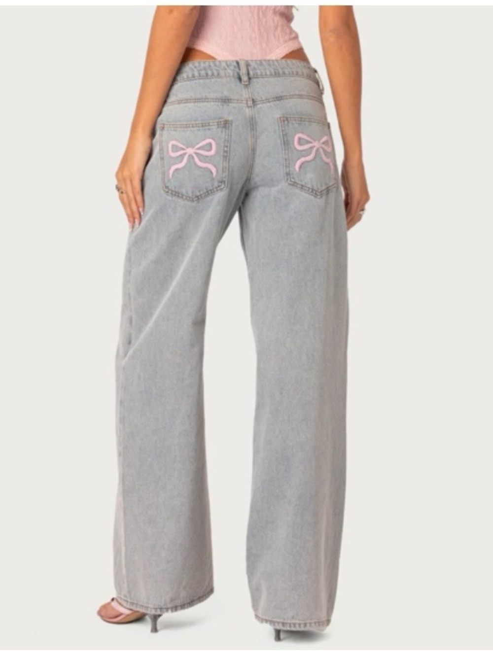 Edikted Light Gray Wide-Leg Jeans with Pink Bow Pocket Detail